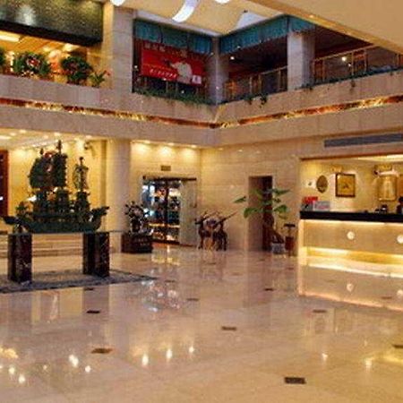 Imperial Court Hotel Γιτσάνγκ Εσωτερικό φωτογραφία